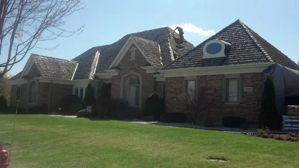 Slide of Presidential Roofing