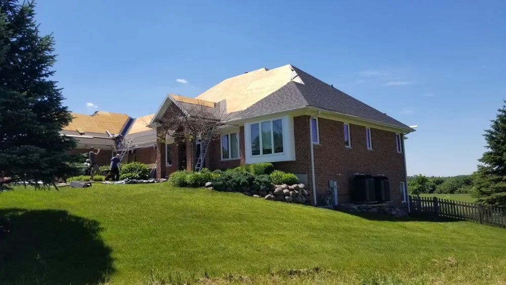 Slide of Presidential Roofing