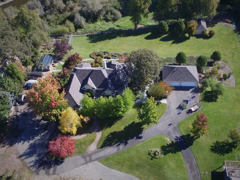 Slide of Pressure Point Roofing Eugene