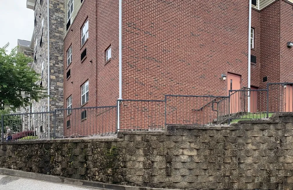 Slide of Pressure Pros Washing