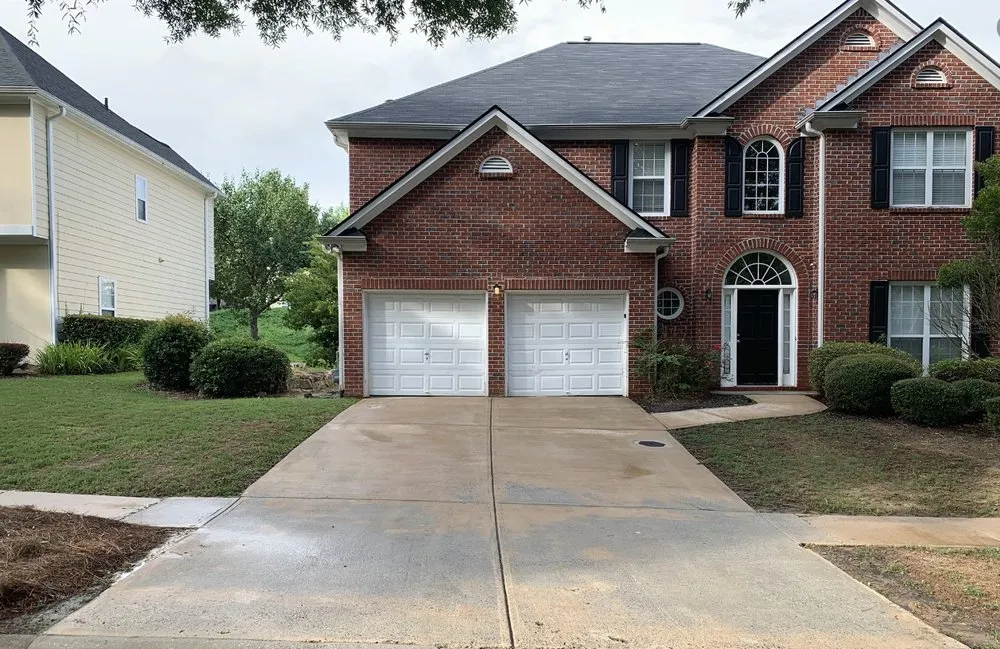 Slide of Pressure Pros Washing