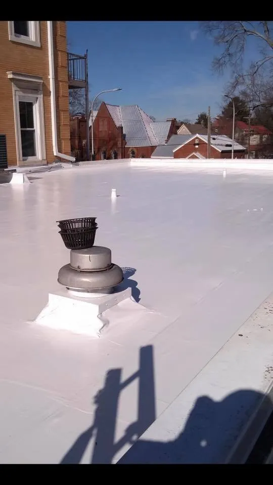 Top-rated flat roof repair for residential properties across Leighton, AL - Pressurized Roofing Solutions