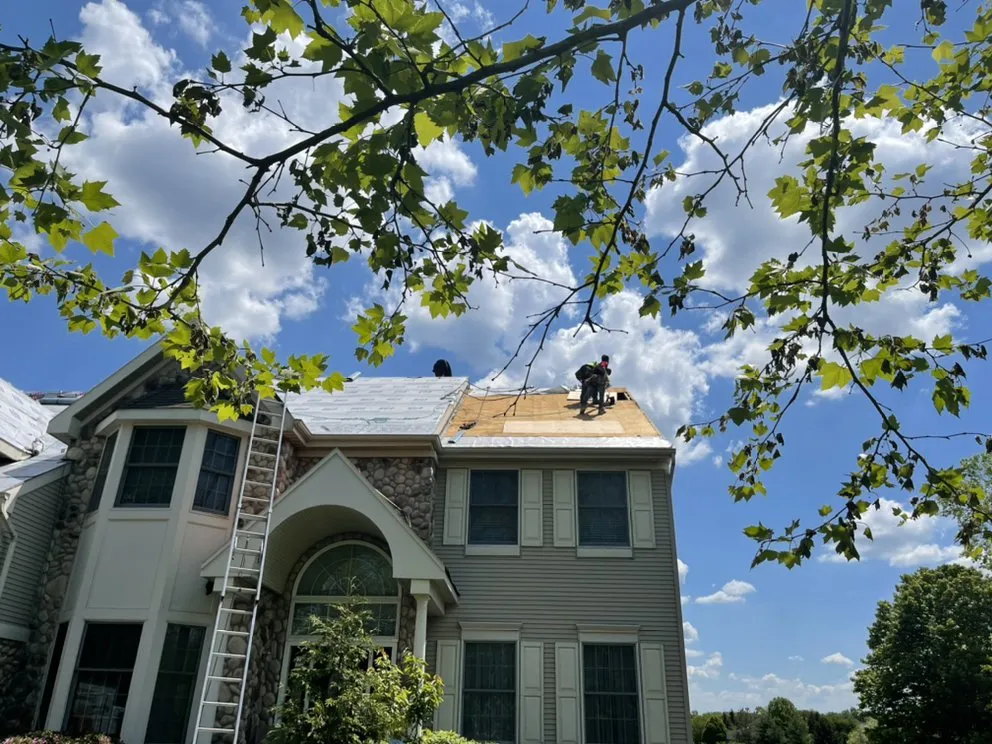 Local shingle roofing service experts serving Wood-Ridge, NJ - Prestige Home Construction