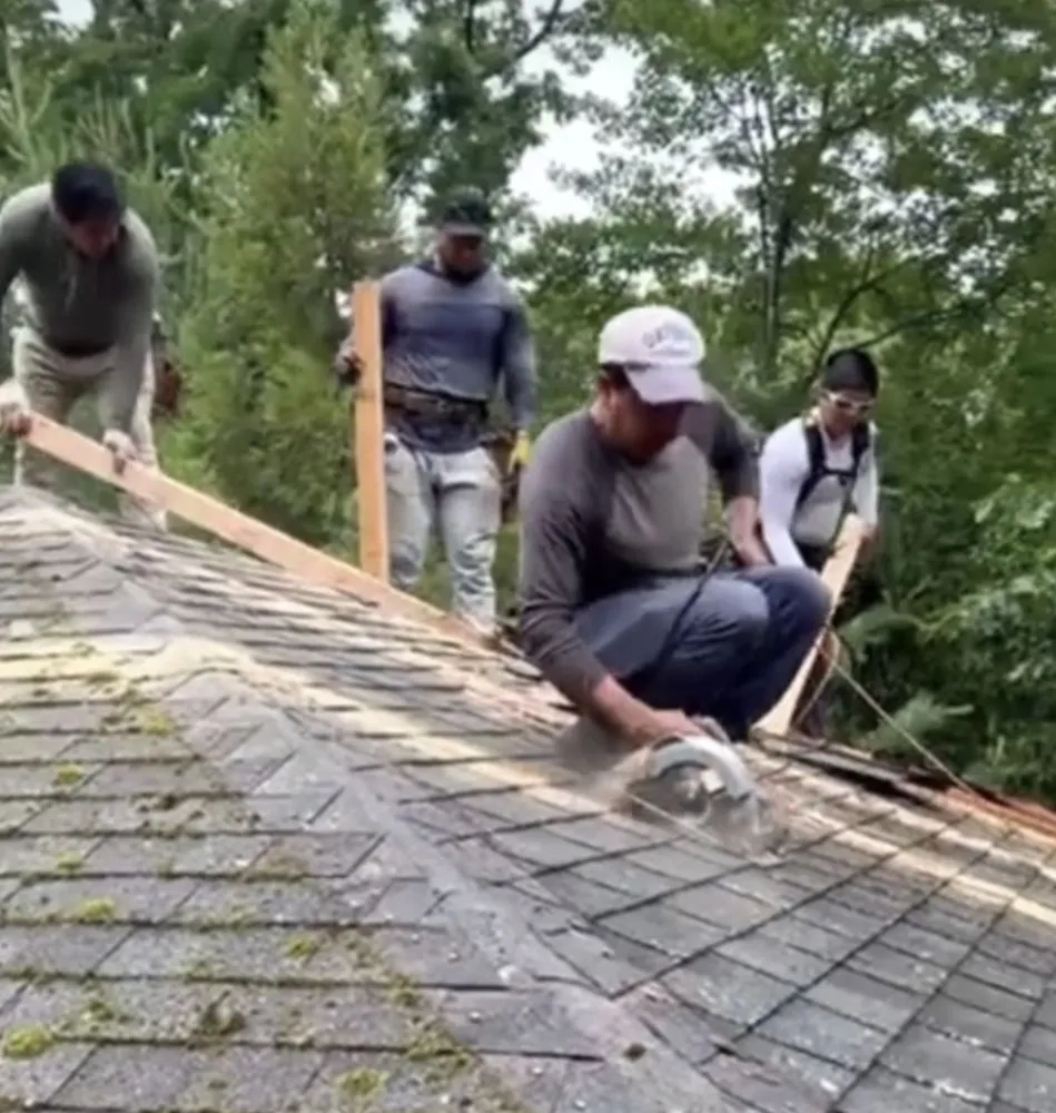 Slide of Prestige Roofwindoors