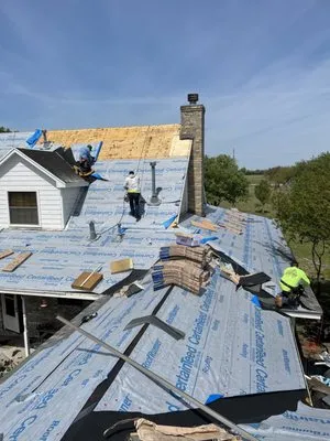 Prestige Total Roofing Logo