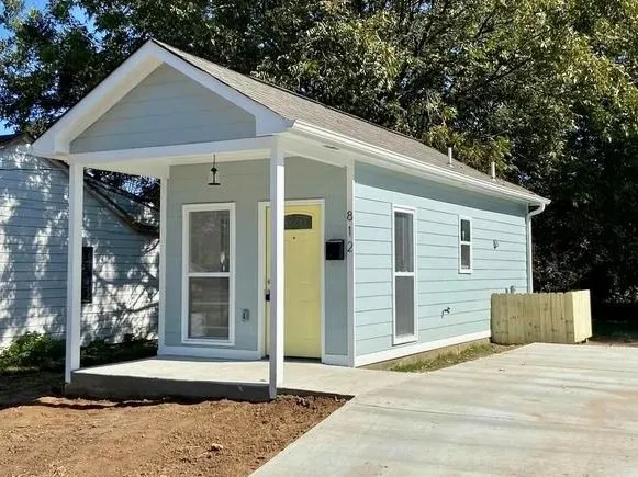 Slide of Price & Co Roofing and Renovations