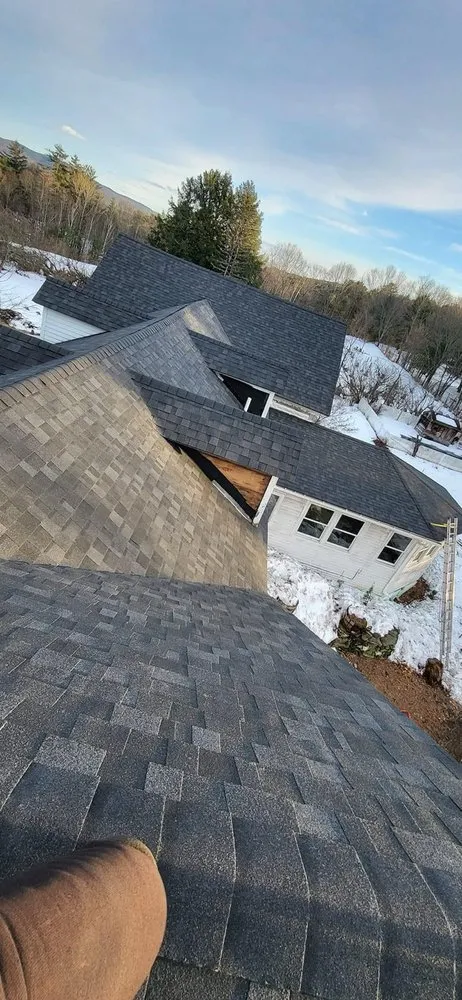 Slide of Primero Roofing