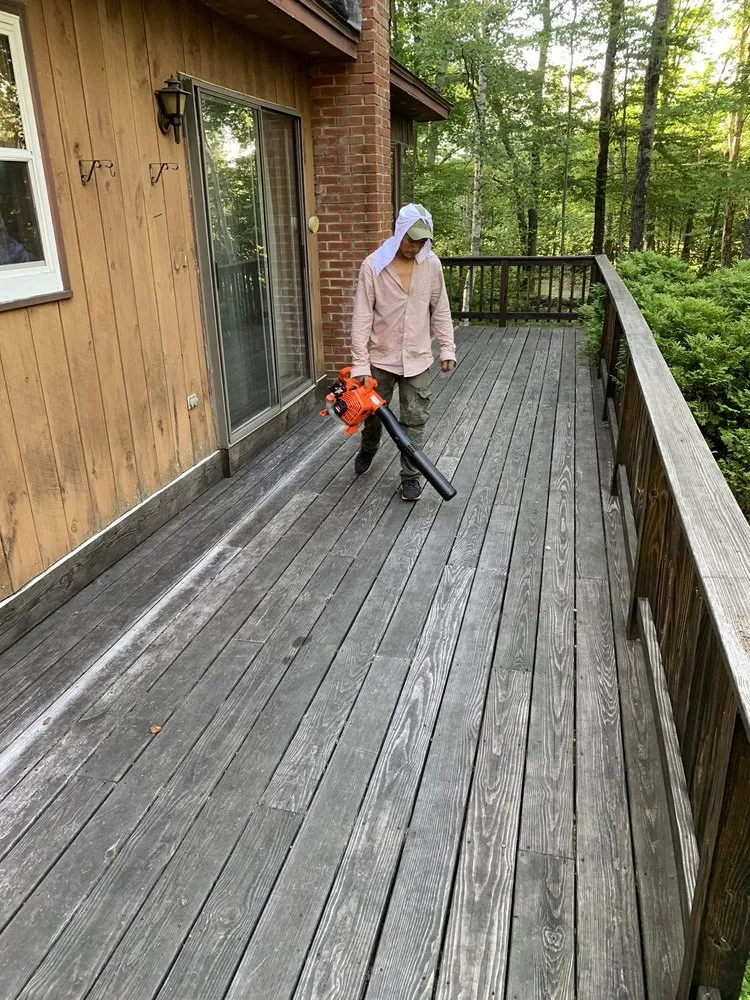 Slide of Primero Roofing