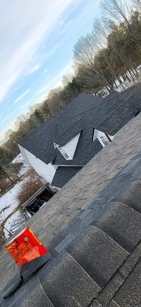 Slide of Primero Roofing