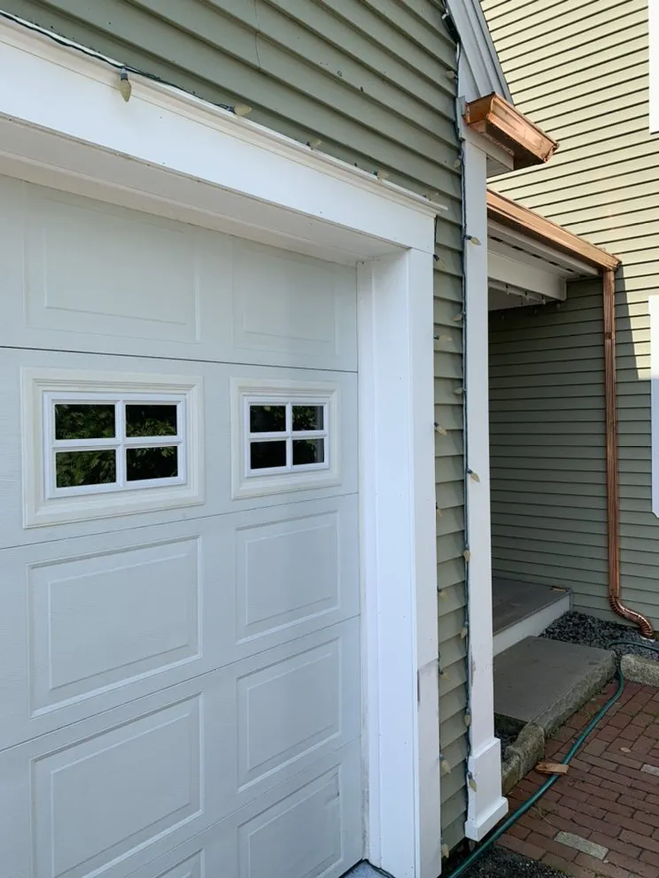 Slide of Primero Roofing