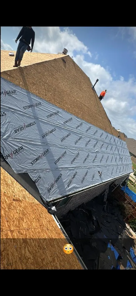 Slide of Principio Y Fin Roofing