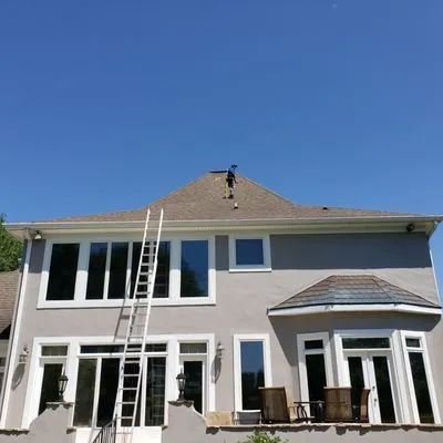 Priority 1 Roofing & Contractors Logo