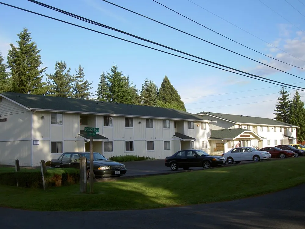 Slide of Pritchett's Roofing