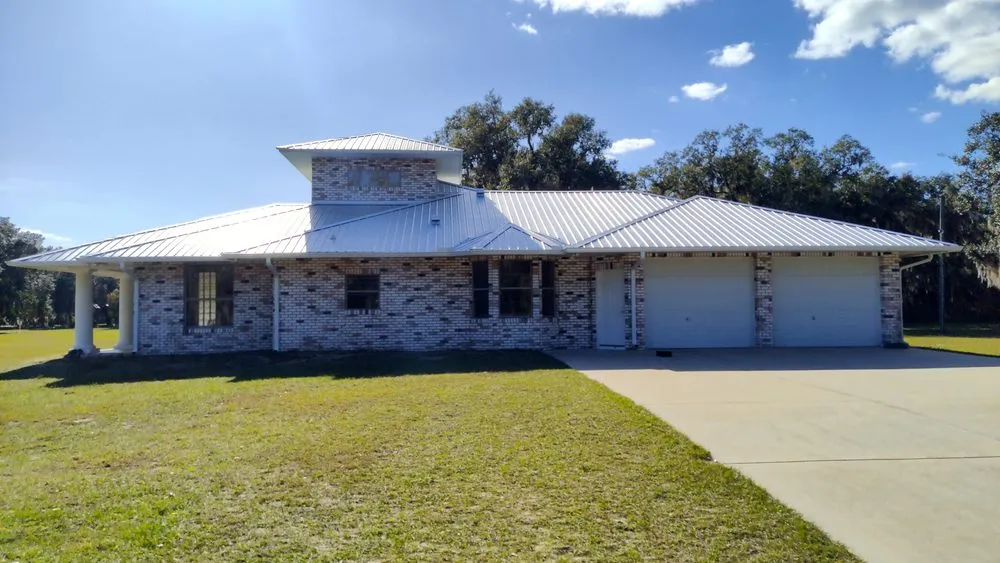 Reliable residential roofing service for residential properties across Altoona, FL - Pro Dry Roofing