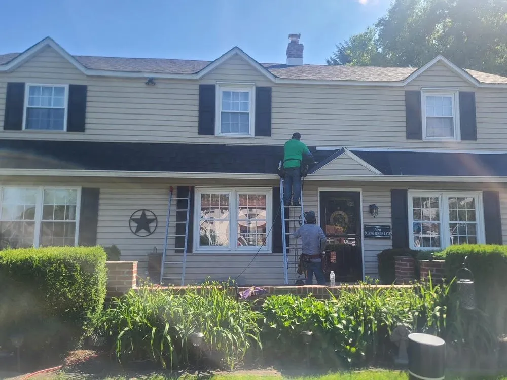 Reliable roof replacement in Huntingdon Valley, PA by Pro Exterior