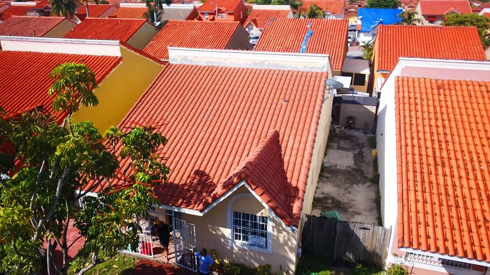 Slide of Pro-Form Roofing