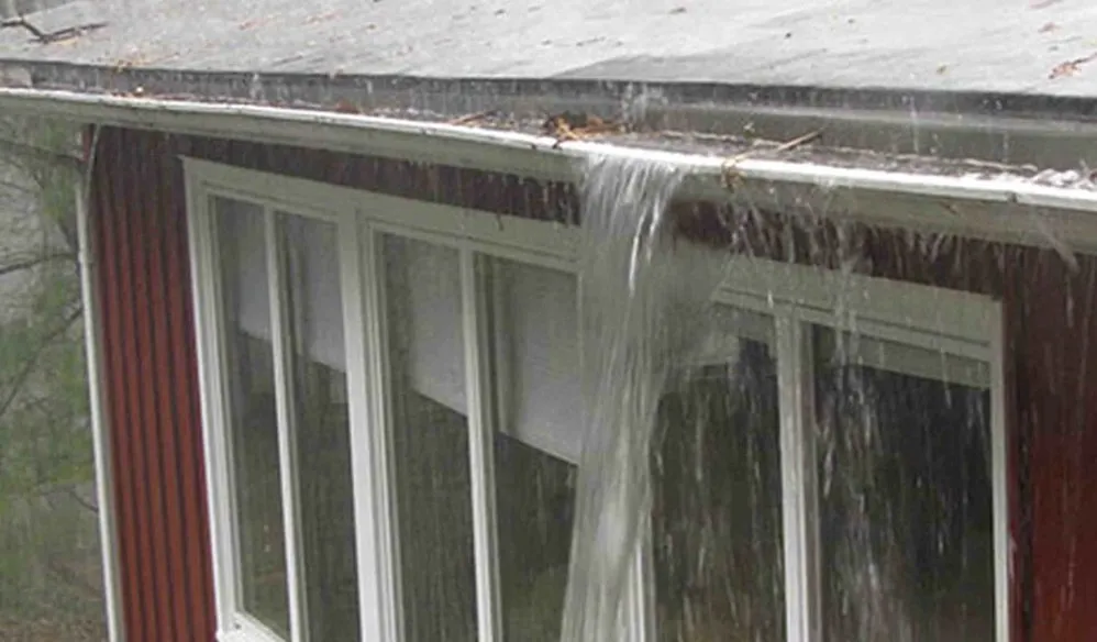 Reliable roof installation same-day service in Onizuka AFS, CA by Pro Gutters cleaning and roofing