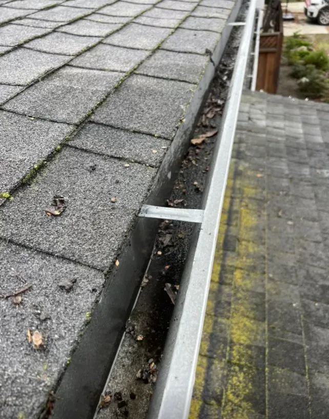 Top-rated shingle roofing service with free inspection in Onizuka AFS, CA by Pro Gutters cleaning and roofing