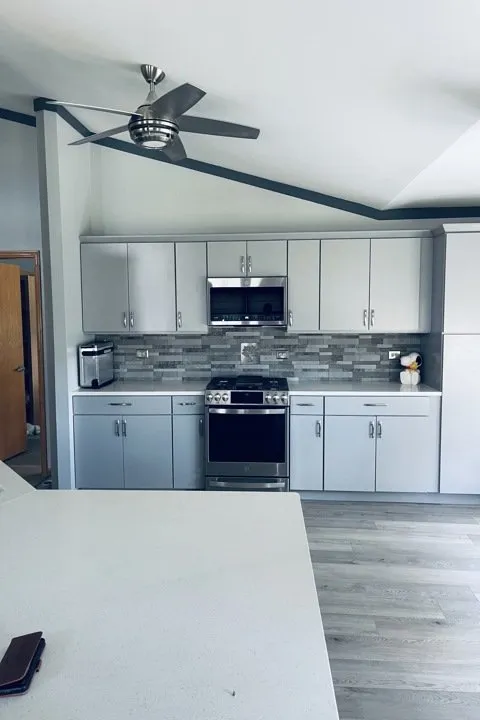 Slide of Pro-Line Contractors