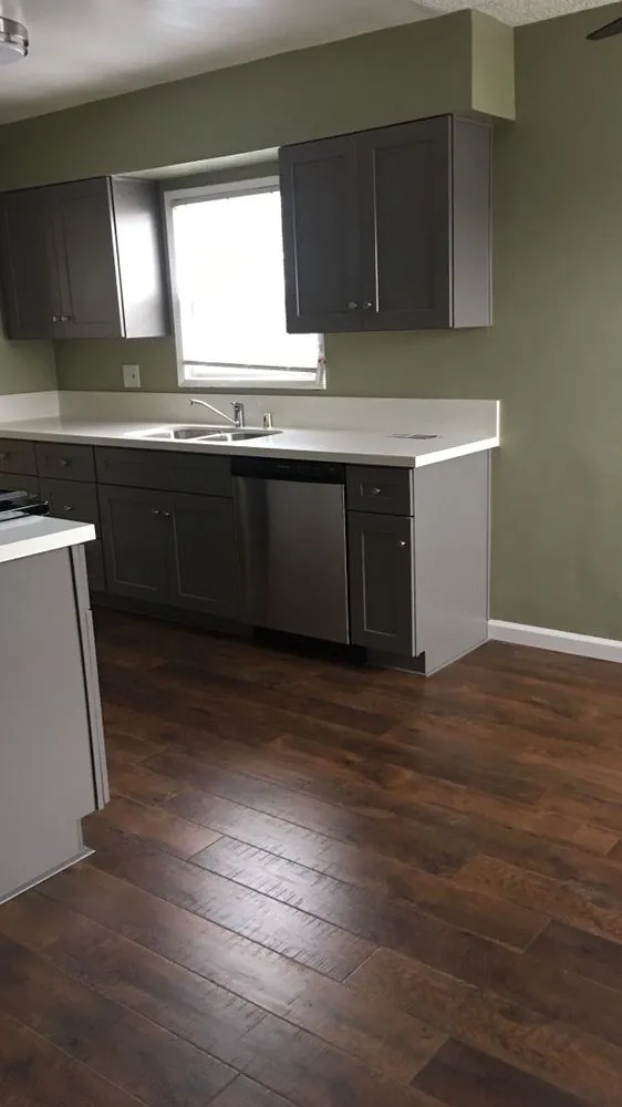 Slide of Pro Repair & Remodel