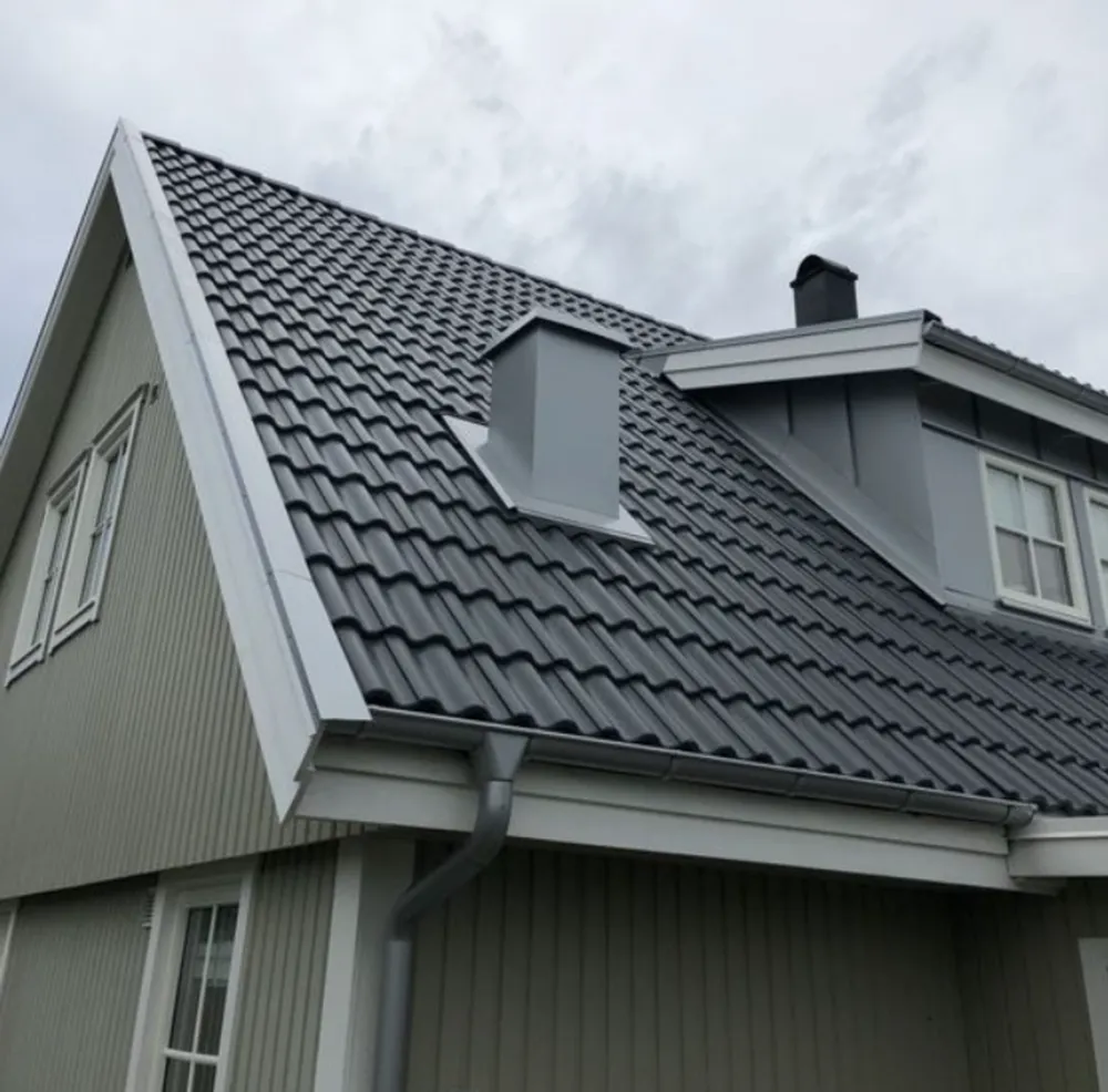 Slide of Pro Roof Masters