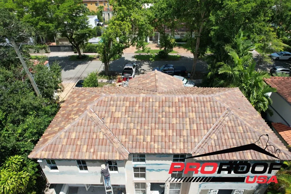 Local shingle roofing service in Loxahatchee, FL - Pro Roof USA