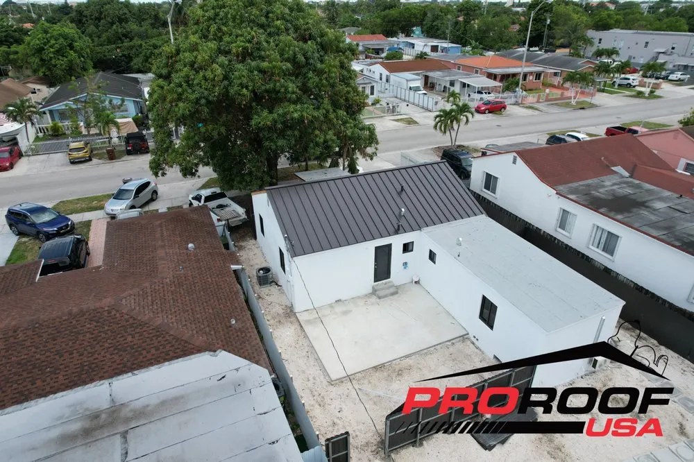 Licensed roof repair in Loxahatchee, FL by Pro Roof USA