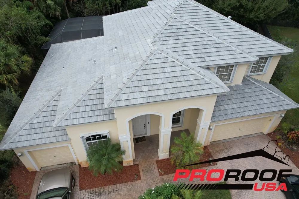 Trusted shingle roofing service in Loxahatchee, FL - Pro Roof USA