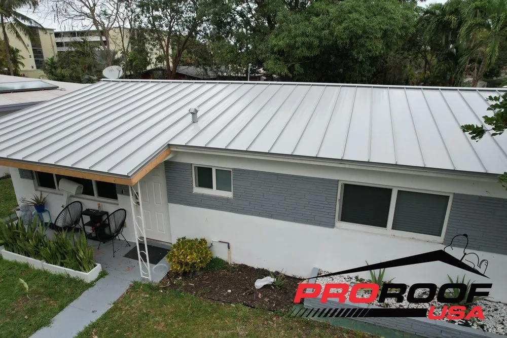 Expert residential roofing service experts serving Loxahatchee, FL - Pro Roof USA