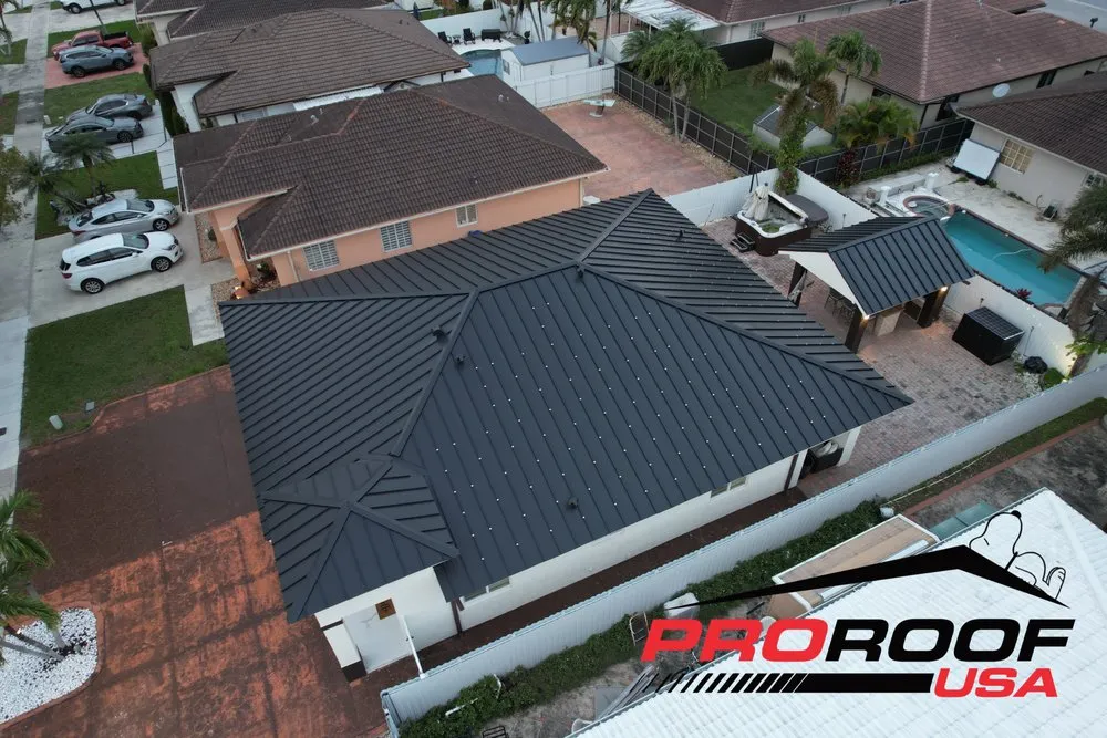 Expert storm damage roof repair experts serving Loxahatchee, FL - Pro Roof USA
