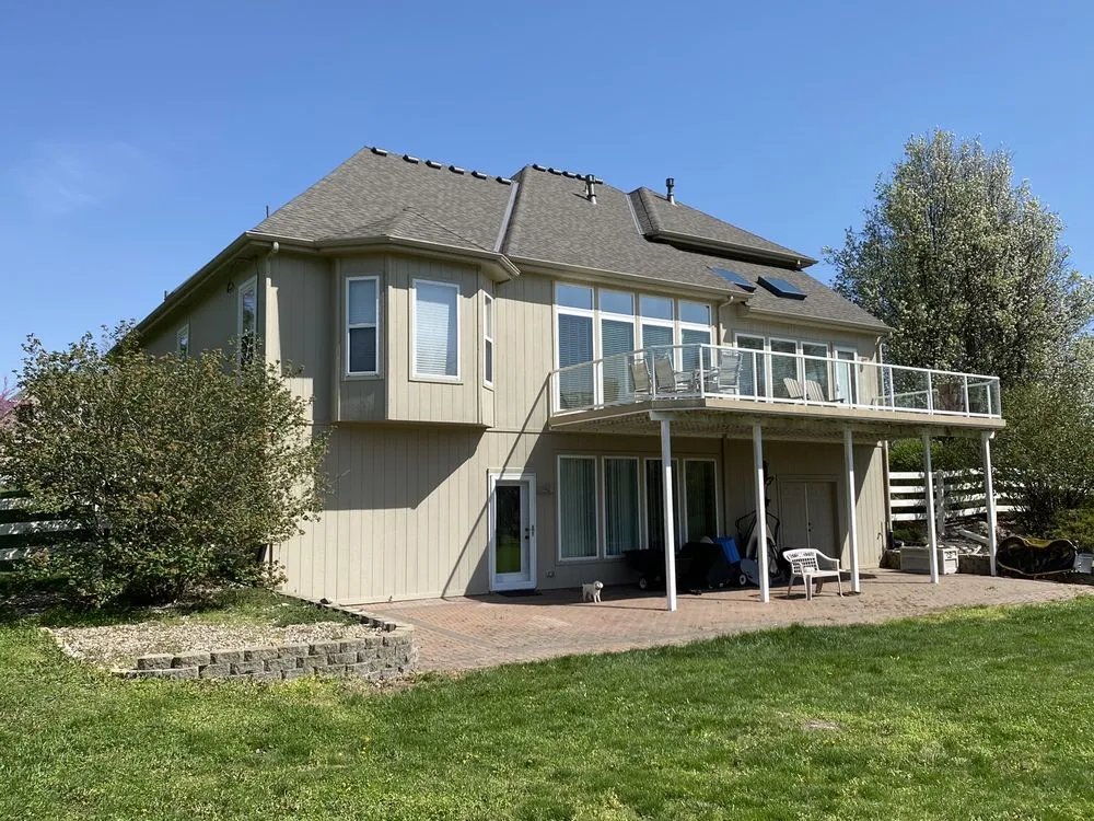 Slide of Pro Roofers