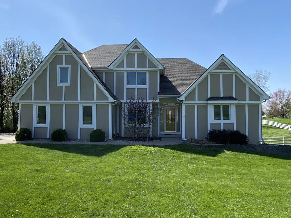 Slide of Pro Roofers