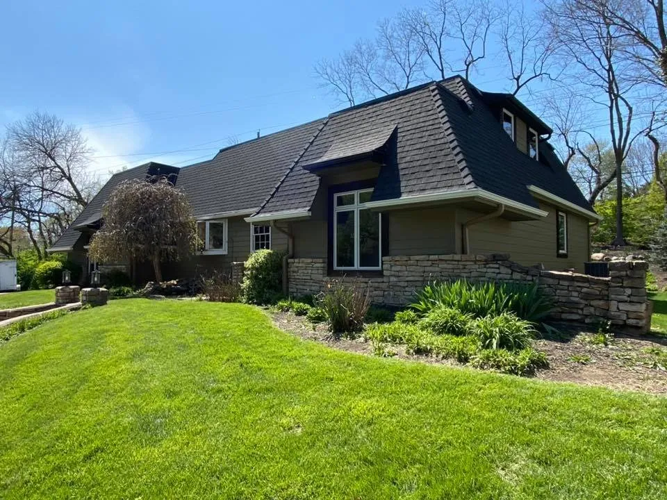 Slide of Pro Roofers