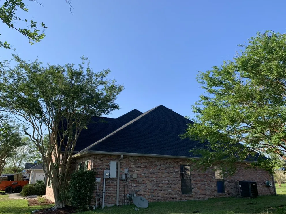 Slide of Pro Roofers HN