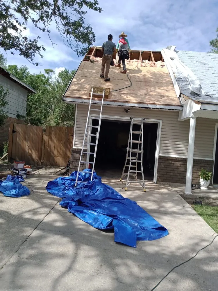 Slide of Pro Roofers HN