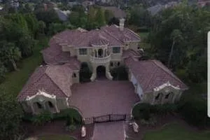 Slide of Pro Roofing & Associate