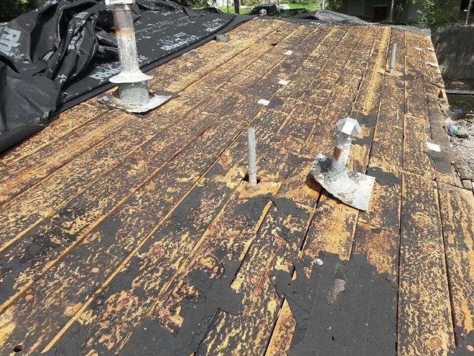 Slide of Pro Roofing