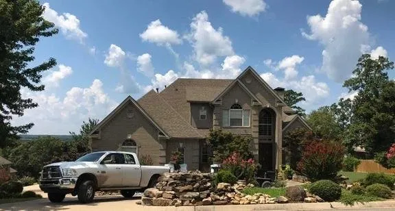 Pro Roofing and Remodel Logo