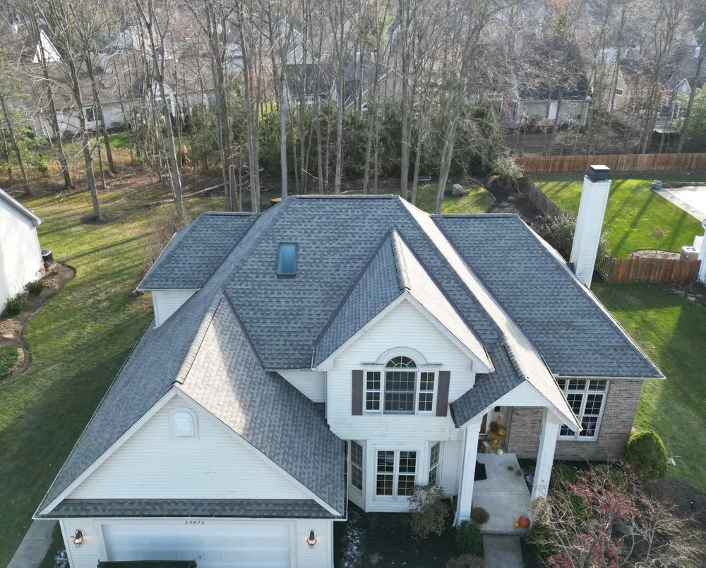 Licensed shingle roofing service with free inspection in Ridgeville, OH by Pro Roofing and Siding Restoration