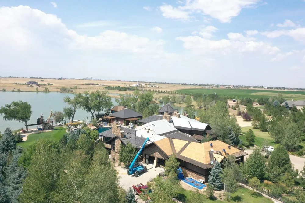 Slide of Pro Roofing Colorado