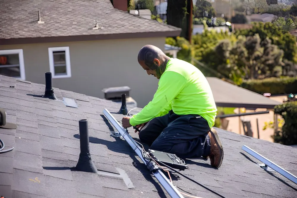 Slide of Pro Roofing Contractor