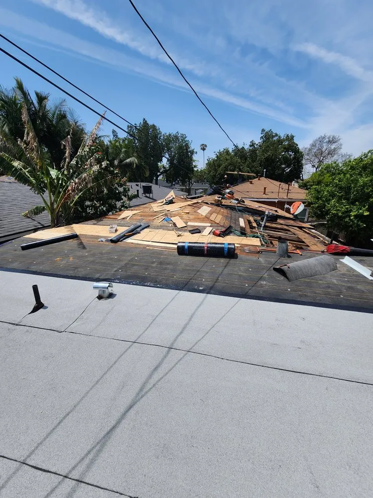 Slide of Pro Roofing Experts