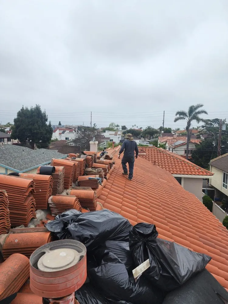 Slide of Pro Roofing Experts