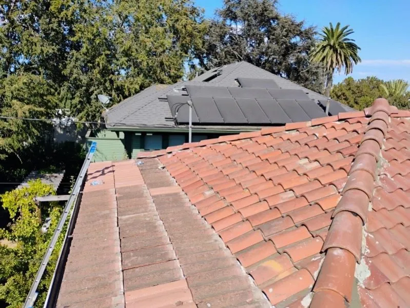 Slide of Pro Roofing Experts