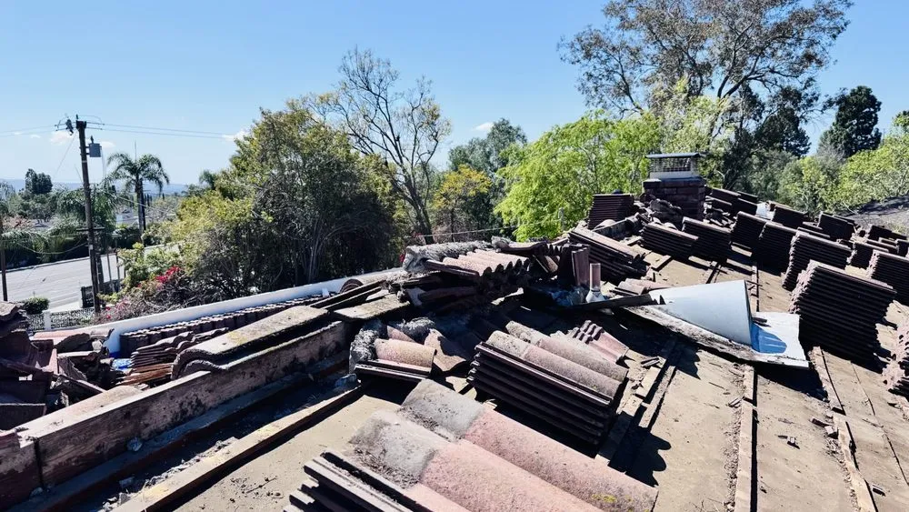 Slide of Pro Roofing Experts