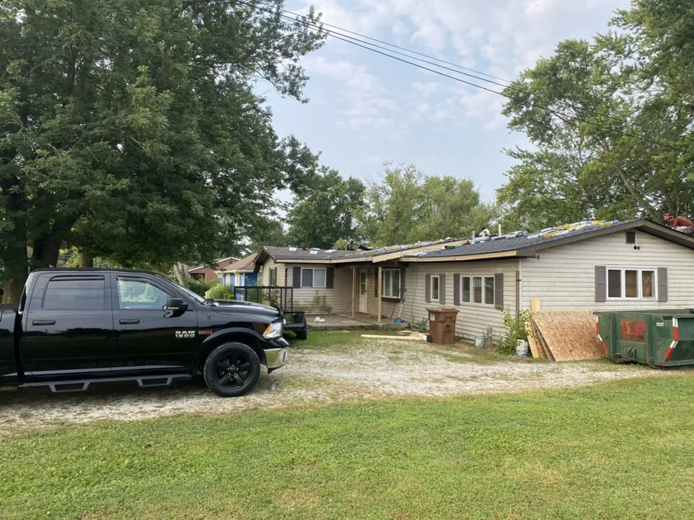 Slide of Pro Roofing