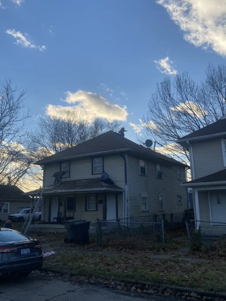 Slide of Pro Roofing