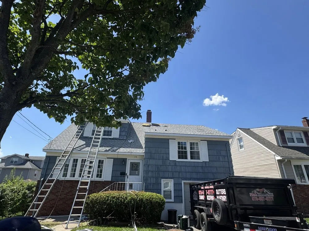 Slide of Pro Roofing