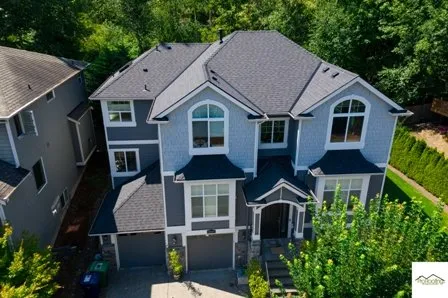 Slide of Pro Roofing NW