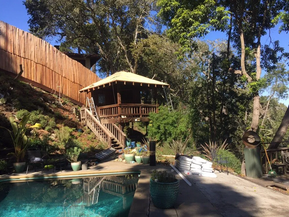 Slide of Pro Roofing